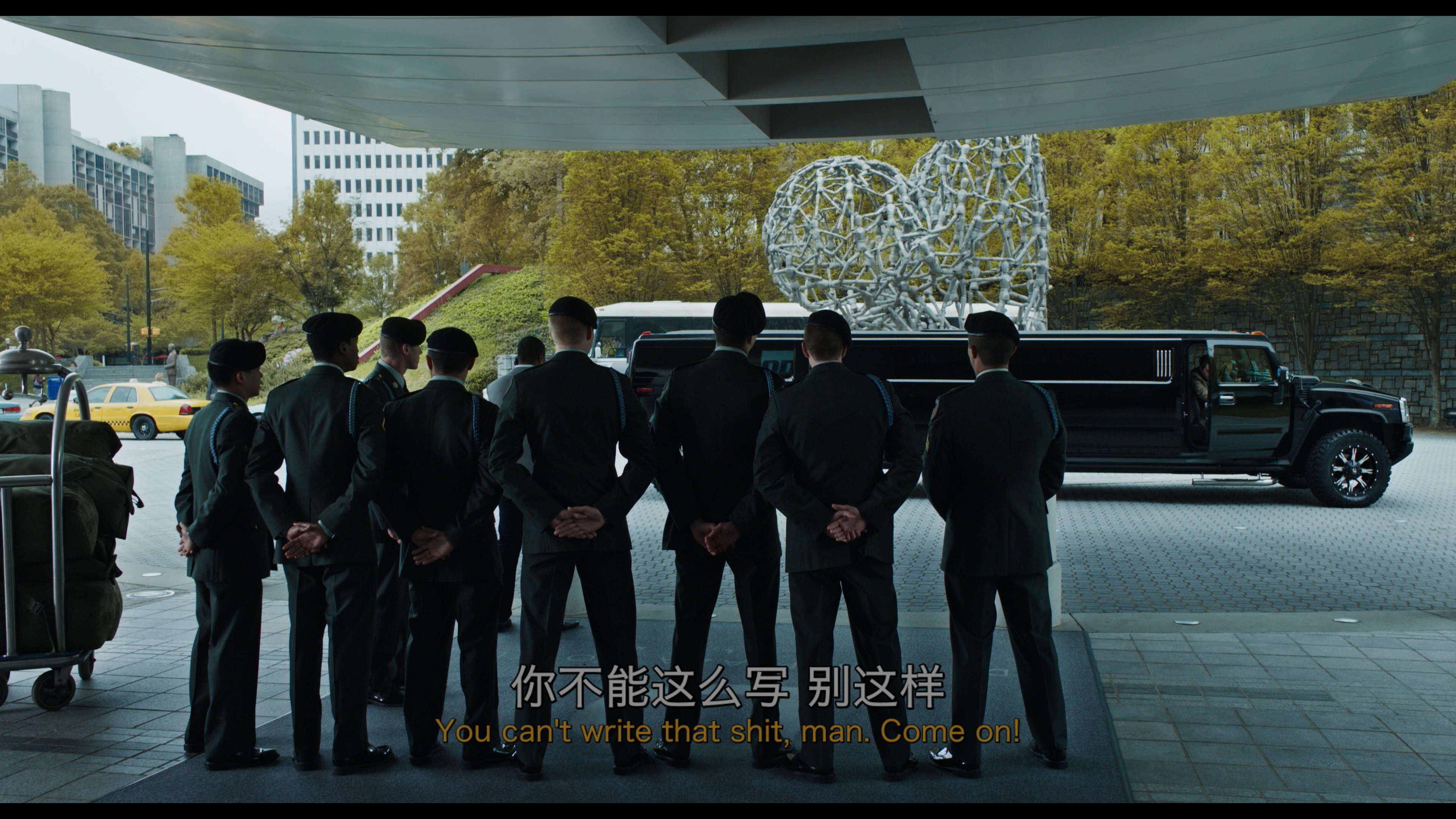 比利·林恩的中场战事/半场无战事 [4K UHD 原盘 国语/中字].Billy.Lynn\'s.Long.Halftime.Walk.2016.UHD.Blu-ray.2160p.HFR.HEVC.Atmos.TrueHD.7.1-TAG 84.41GB-14.jpg