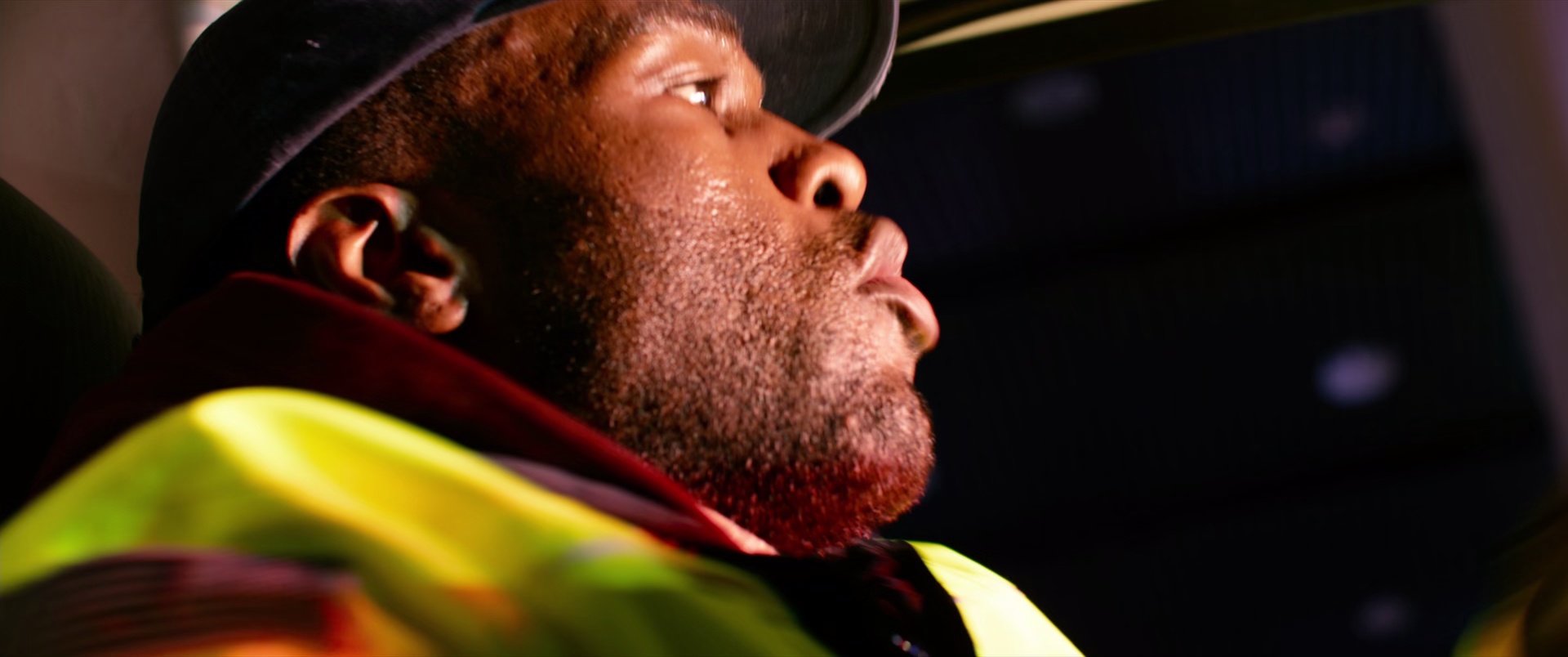 亡命救护车[简繁字幕].Ambulance.2022.1080p.BluRay.DD5.1.x265-10bit-ENTHD 4.65GB-3.jpeg