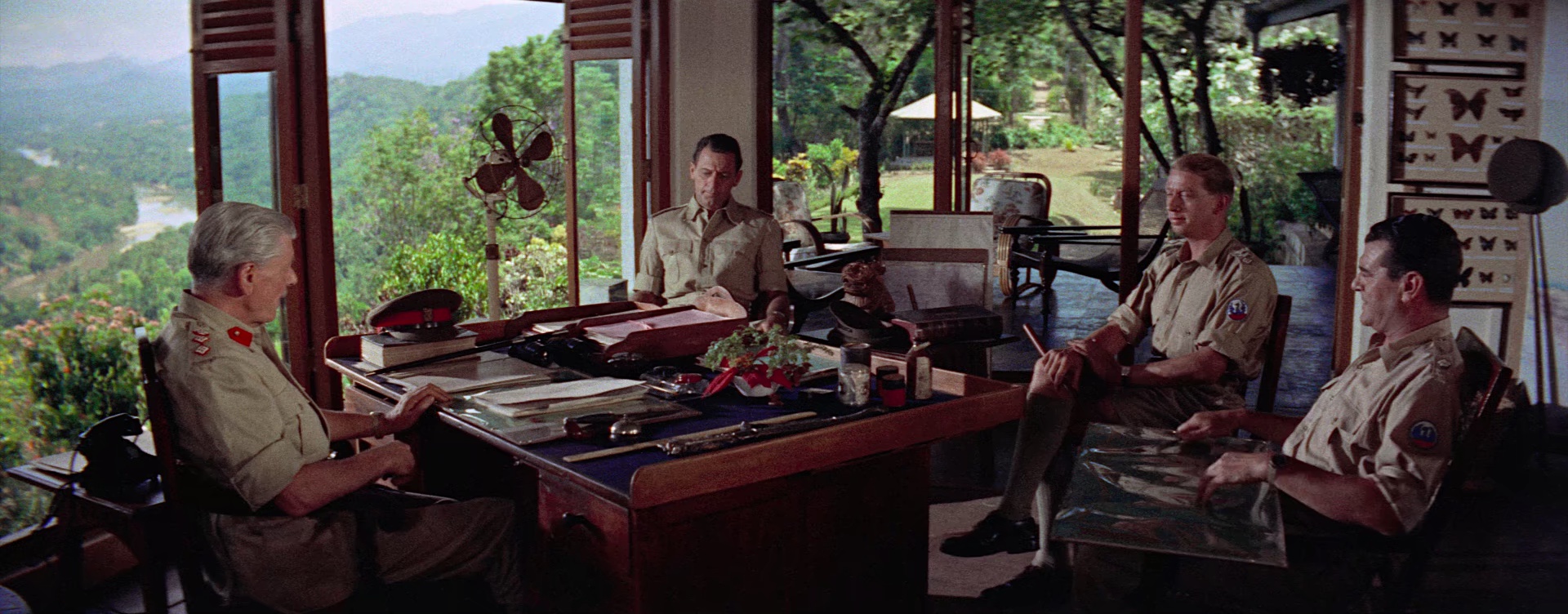 桂河大桥[国英多音轨/中英字幕].The.Bridge.on.the.River.Kwai.1957.BluRay.1080p.x265.10bit.3Audio-MiniHD 9.66GB-5.jpeg