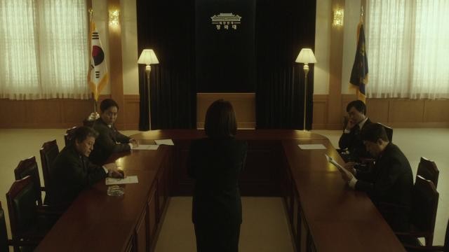 国家破产之日 [繁简中字] Default.2018.KOREAN.720p.BluRay.x264-WiKi 5.46 G-4.jpg